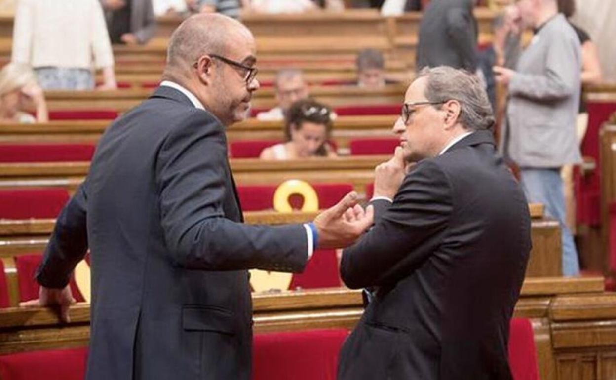 Junqueras presiona a Torra para que convoque elecciones en Cataluña