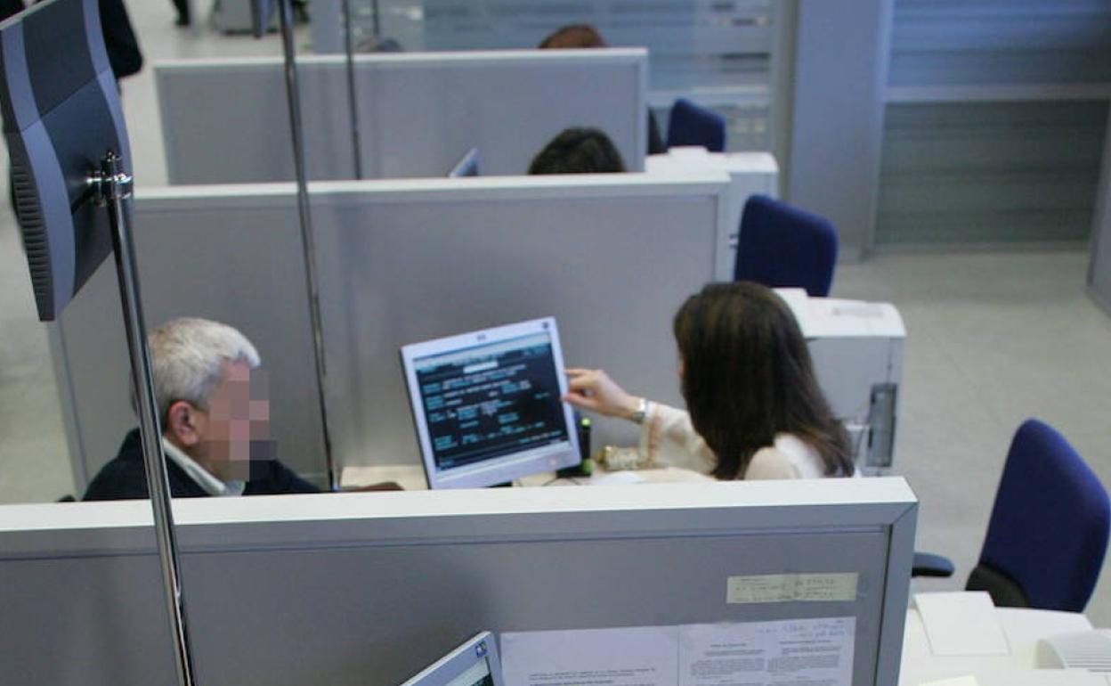 Claves para que Hacienda no te sorprenda en la próxima declaración si estás en un ERTE este año