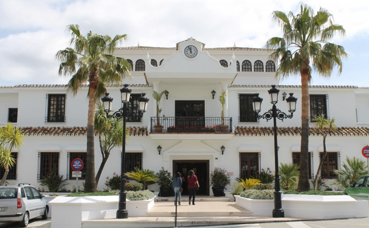 Mijas financiará el coste del canon relativo a la ocupación de las playas