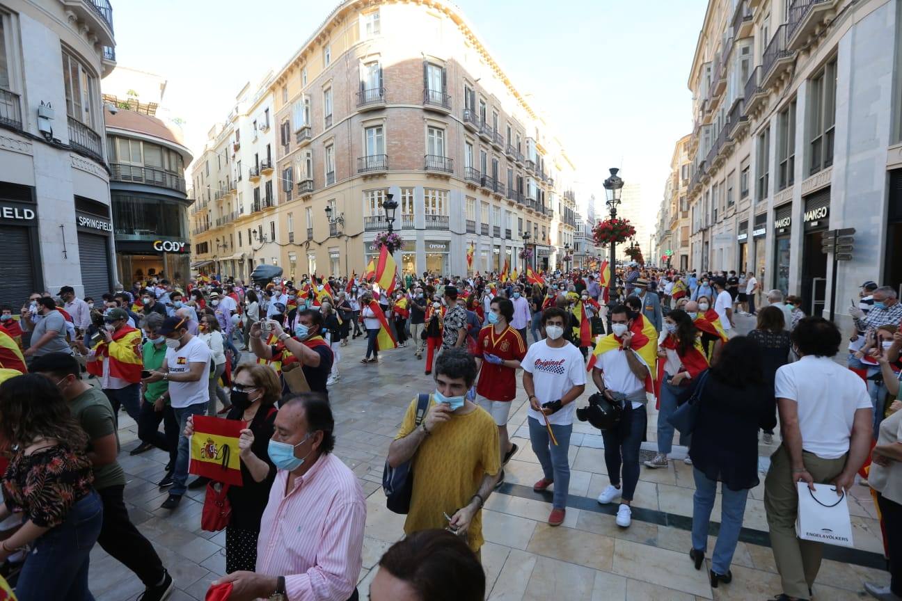 Decenas de personas llenaron calle Larios en la protesta 