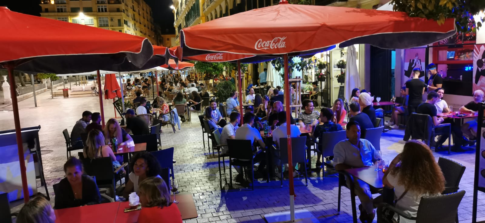 La vuelta a los bares y terrazas revela una nueva forma de vivir la noche en Málaga