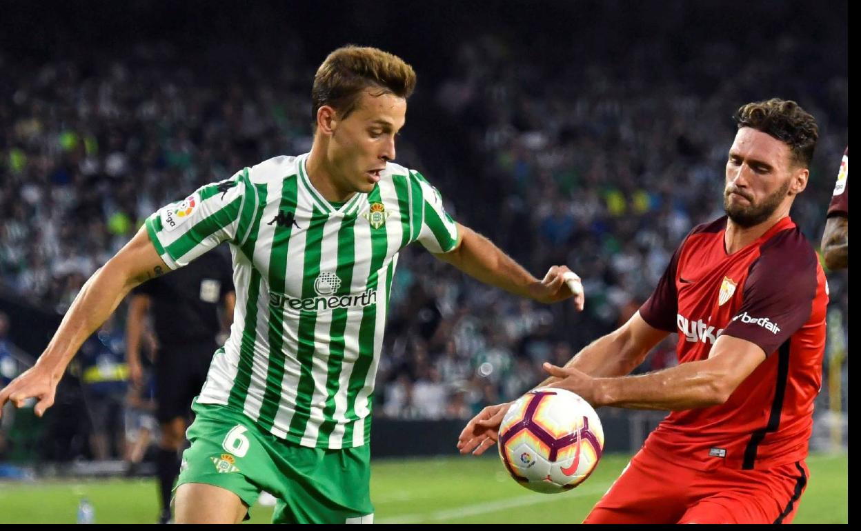 Canales y Carriço en un Betis-Sevila. 