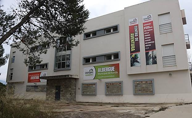 El Ayuntamiento prevé licitar de nuevo la gestión del albergue