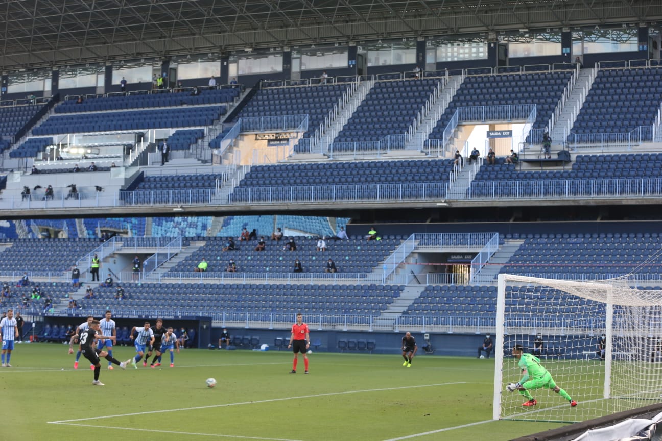 La vuelta del fútbol a La Rosaleda tras el parón de LaLiga por la pandemia