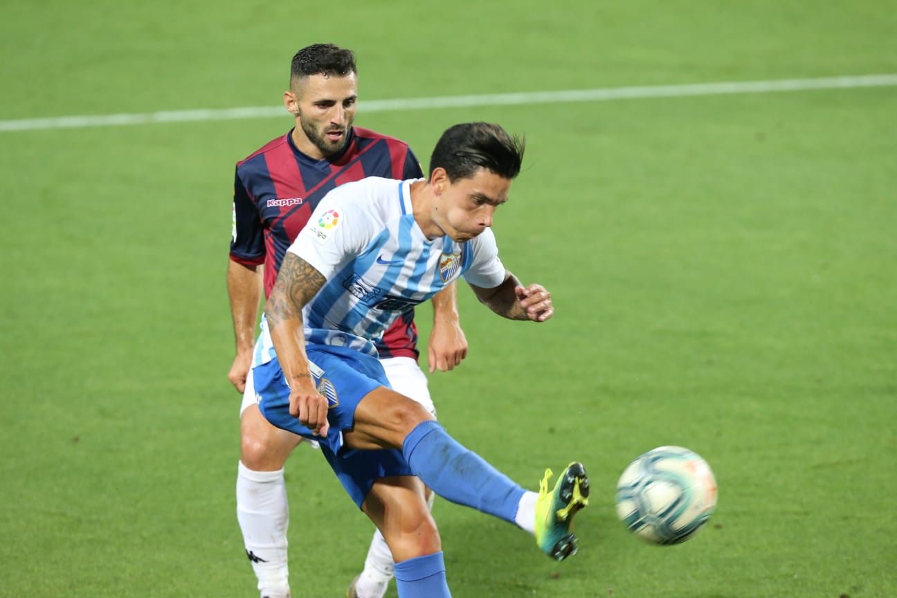 Todos los momentos del partido en imágenes desde La Rosaleda, que por segunda vez abre sus puertas para el fútbol pero sin aficionados en las gradas. 