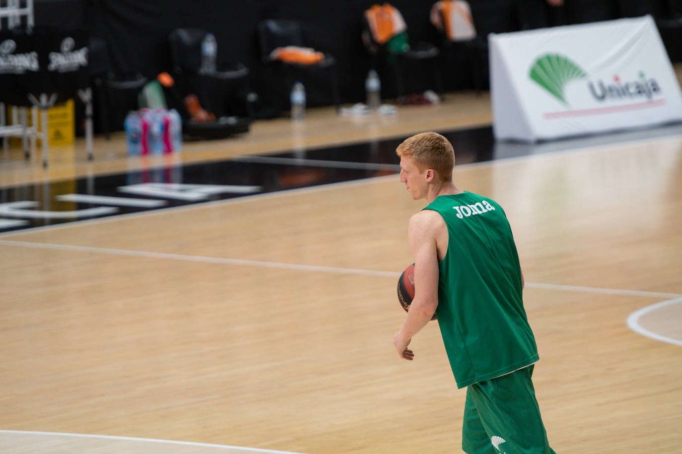 El Unicaja cierra la temporada con un cómodo triunfo ante el Bilbao.