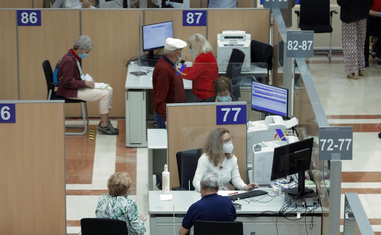 El contribuyente medio andaluz dedica 178 días de salario a pagar impuestos