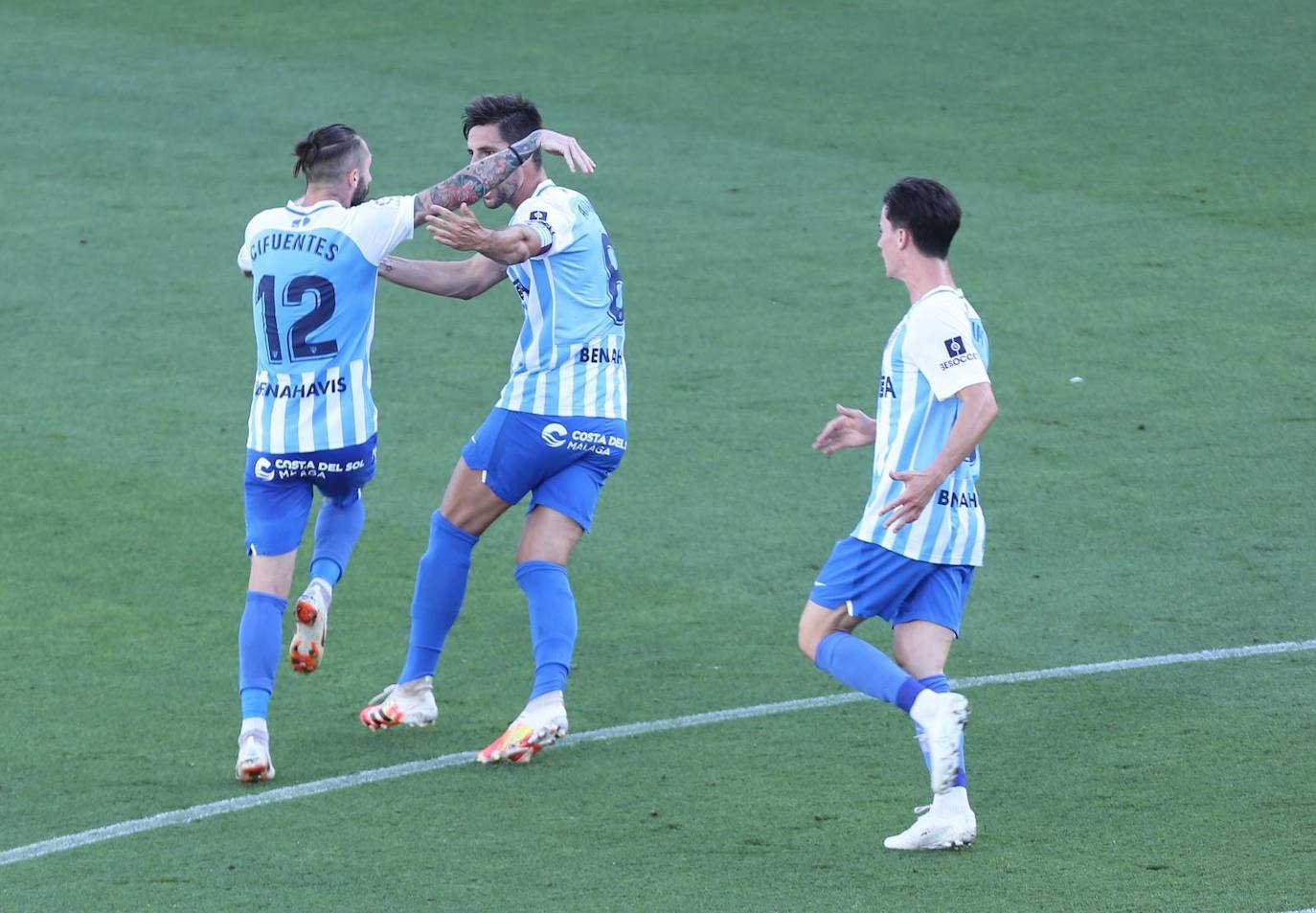 El Málaga gana al Girona (2-0).