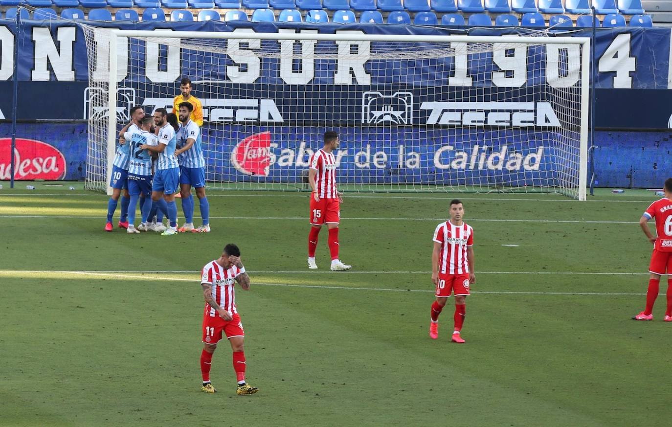 El Málaga gana al Girona (2-0).