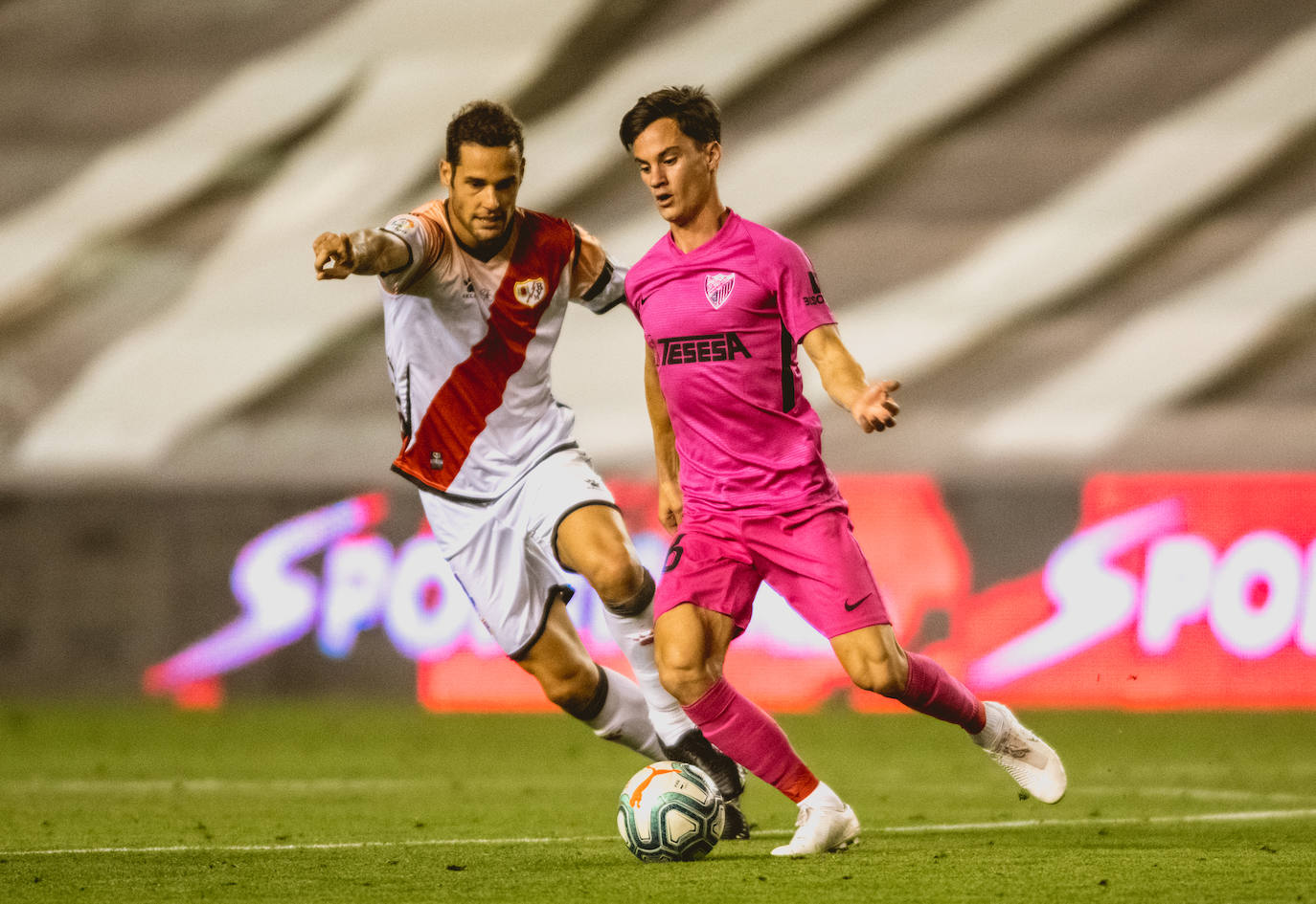 Fotos: El Rayo Vallecano-Málaga, en imágenes