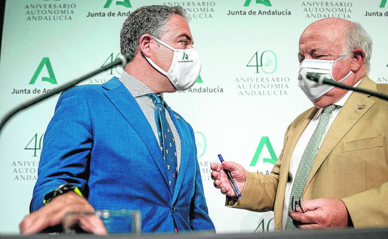 Elías Bendodo y Jesús Aguirre. 