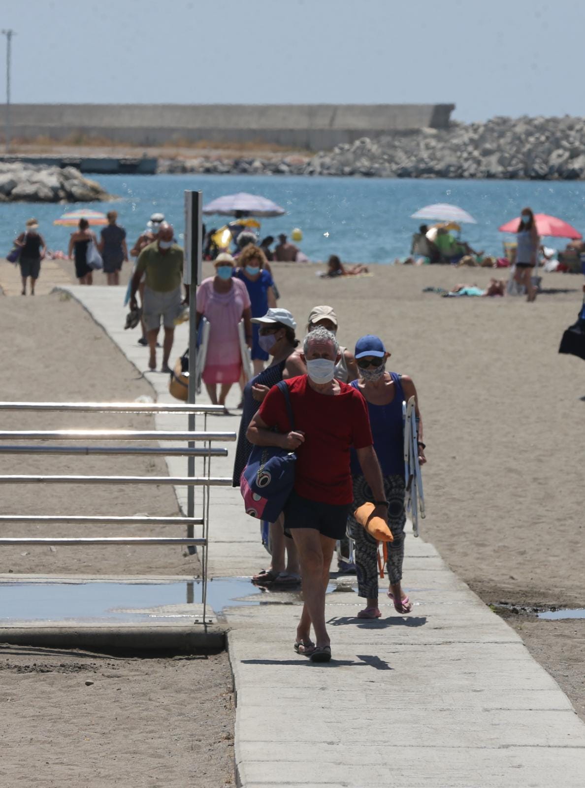 Por lo general, un cumplimiento de la normal con algo más de relajación en las playass