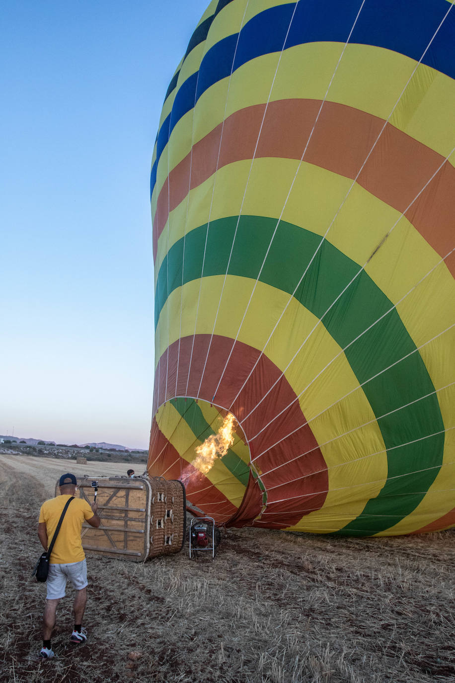 La comarca se convierte en el primer destino malagueño de la empresa Globotur para realizar vuelos en globo aerostático