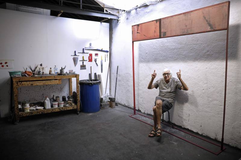 El artista que va camino de los 82 años, estrenará una muestra en la Casa Gerald Brenan. 