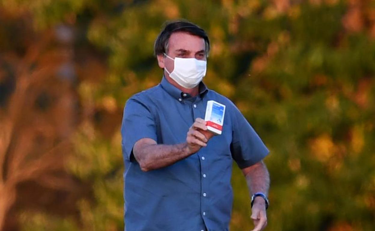 Bolsonaro insta a los brasileños a «enfrentarse» al virus | diario sur