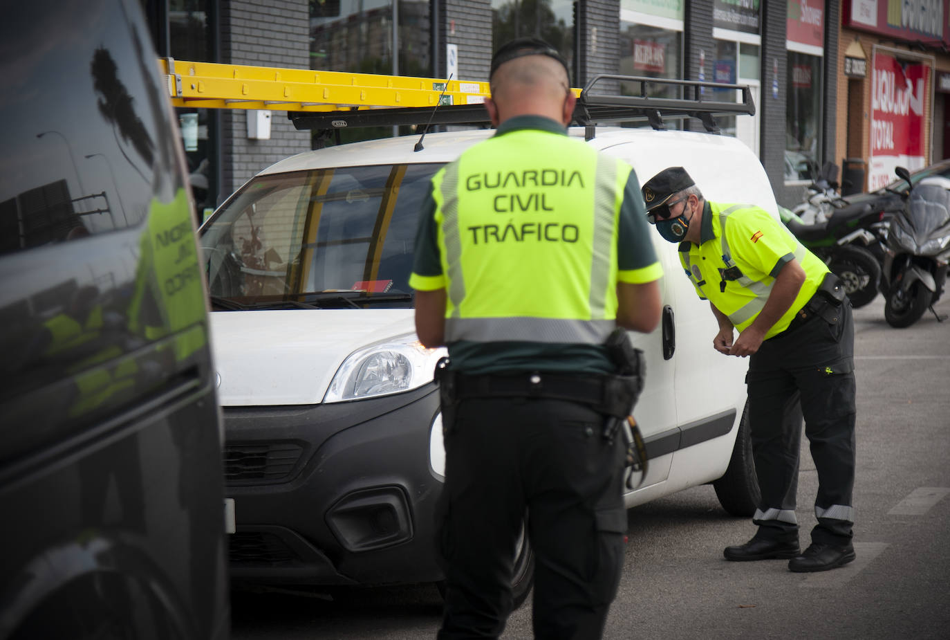 La furgoneta de Tráfico que caza infracciones graves en Málaga