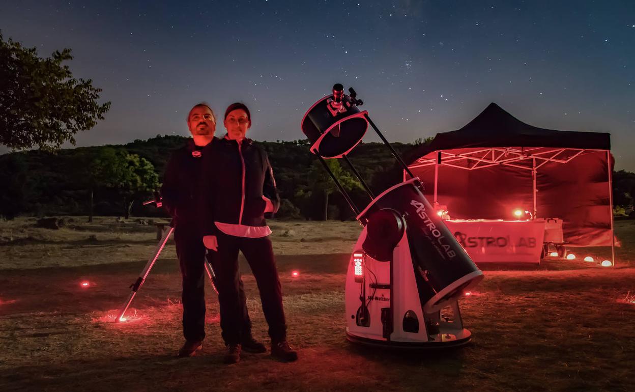 José Antonio Jiménez y María H. Jurado crearon en Yunquera en 2016 su empresa Astrolab. 