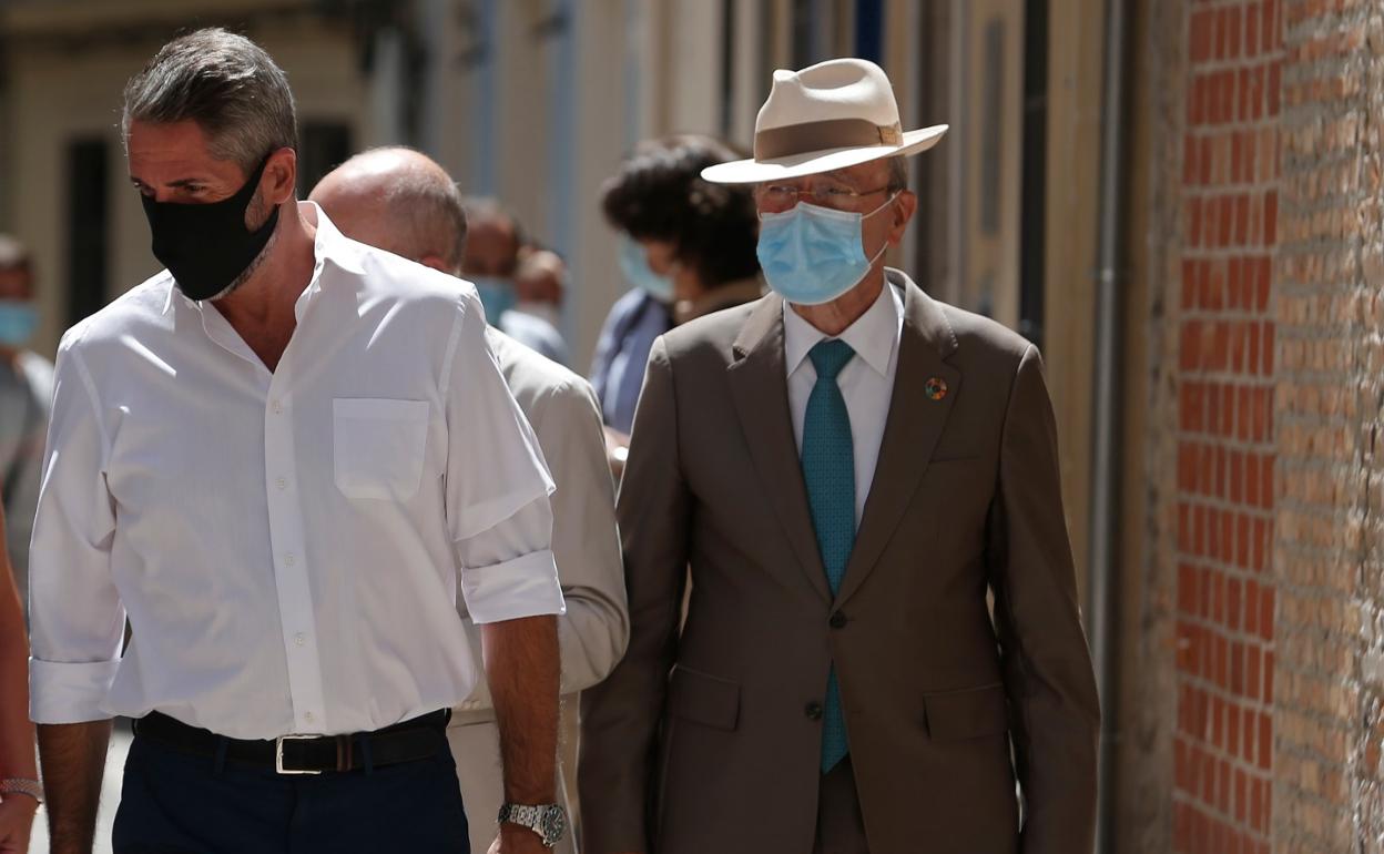 De la Torre y Maldonado, ayer, tras participar en un acto en la capital.