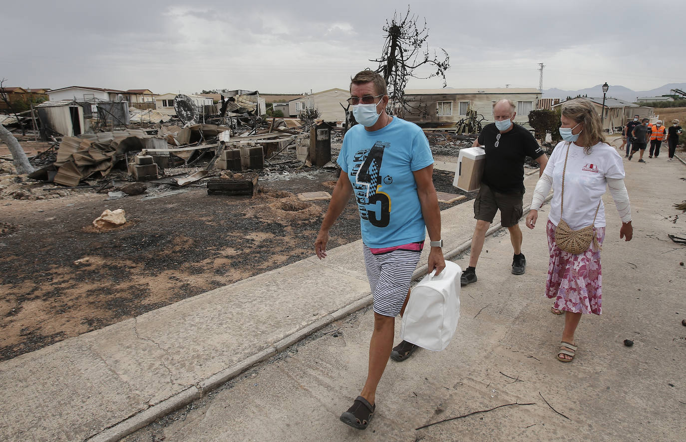 Mollina se vuelca con los más de 70 vecinos desalojados del camping Lazy Days Pueblo Fiesta, en el que 40 casas quedaron totalmente destruidas