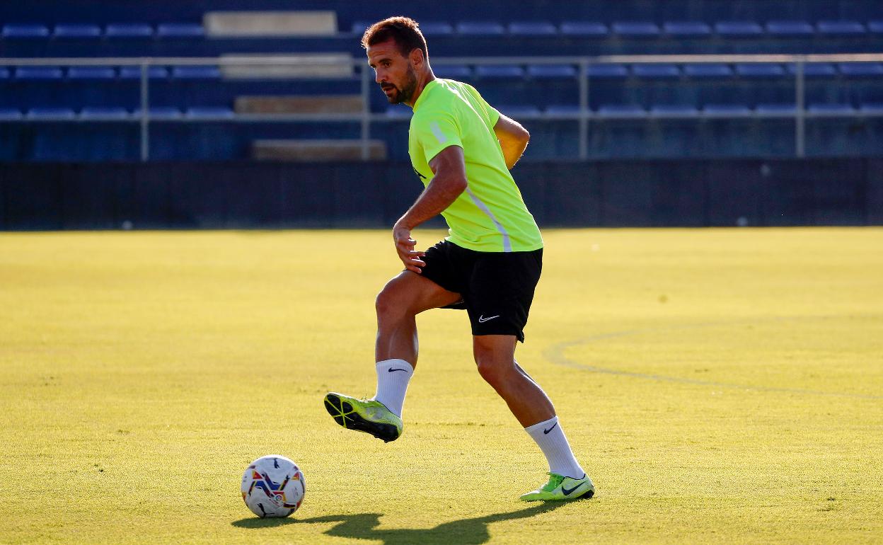 Orlando Sá, en su primer entrenamiento con el Málaga.