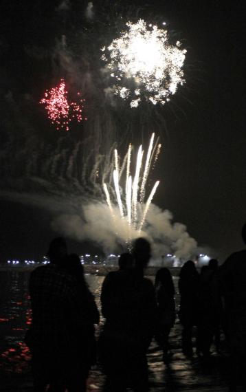 Fotos: Las mejores imágenes de los fuegos artificiales de la Feria de Málaga de los últimos años