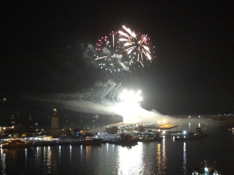 Fotos: Las mejores imágenes de los fuegos artificiales de la Feria de Málaga de los últimos años