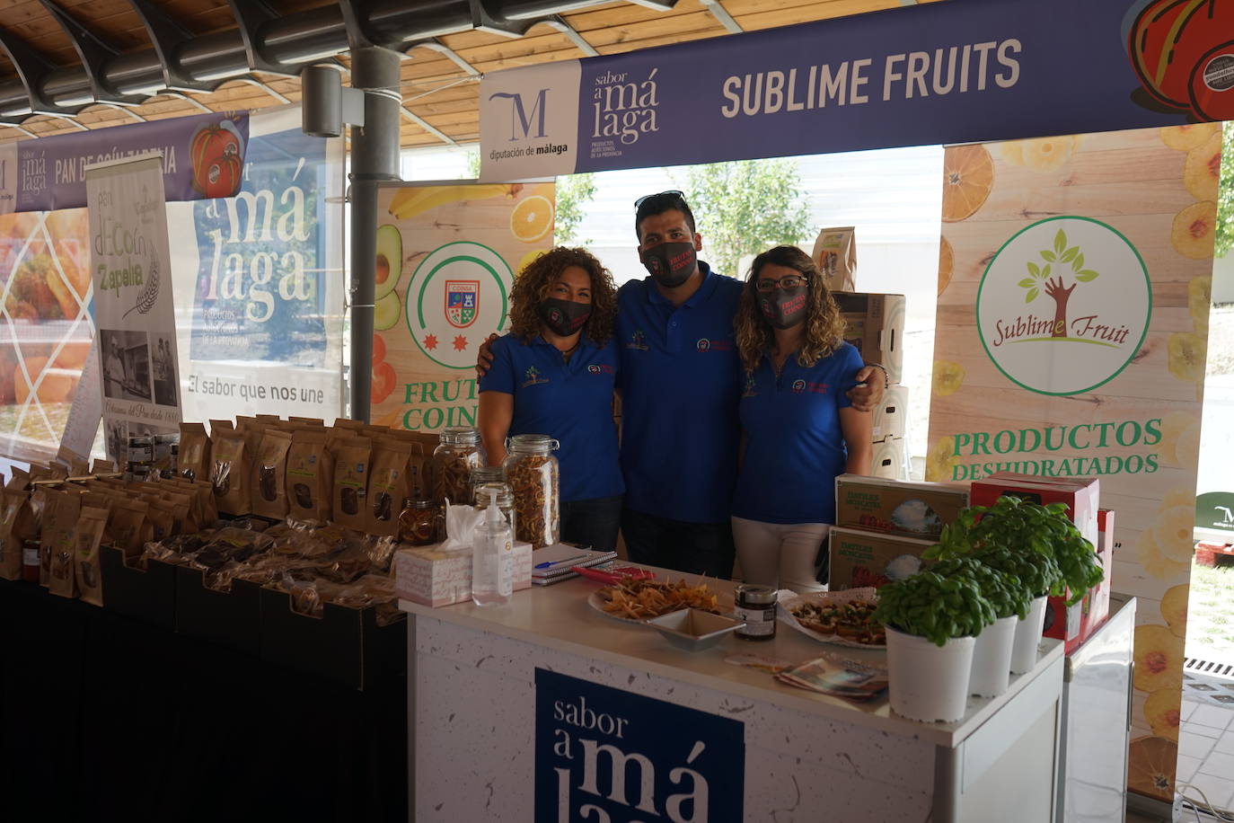 El Mercado Agroalimentario acoge la tradicional subasta de esta exclusiva variedad de tomates, cuya recaudación se destinará a Cruz Roja