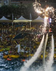 Imagen secundaria 2 - Las fotos de la multitudinaria y polémica fiesta en Wuhan, punto de inicio de la pandemia del coronavirus