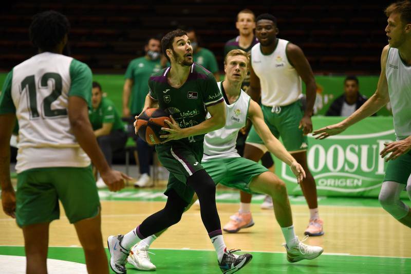 El Unicaja empieza la pretemporada con victoria. 