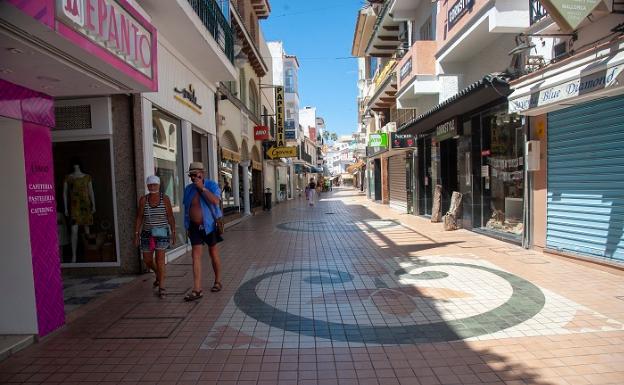 La calle San Miguel, desierta en pleno mes de agosto. 