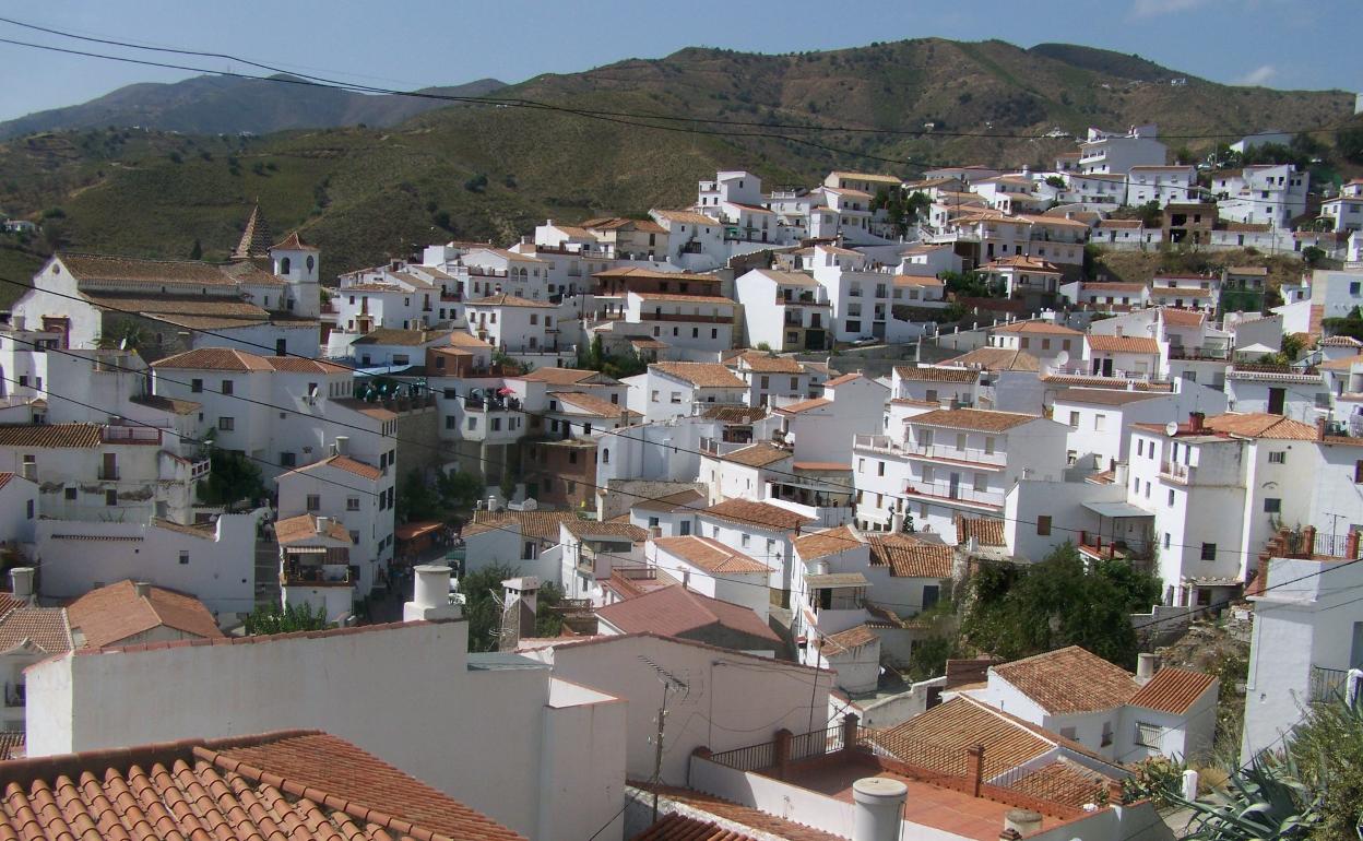 Vista del casco urbano de El Borge. 