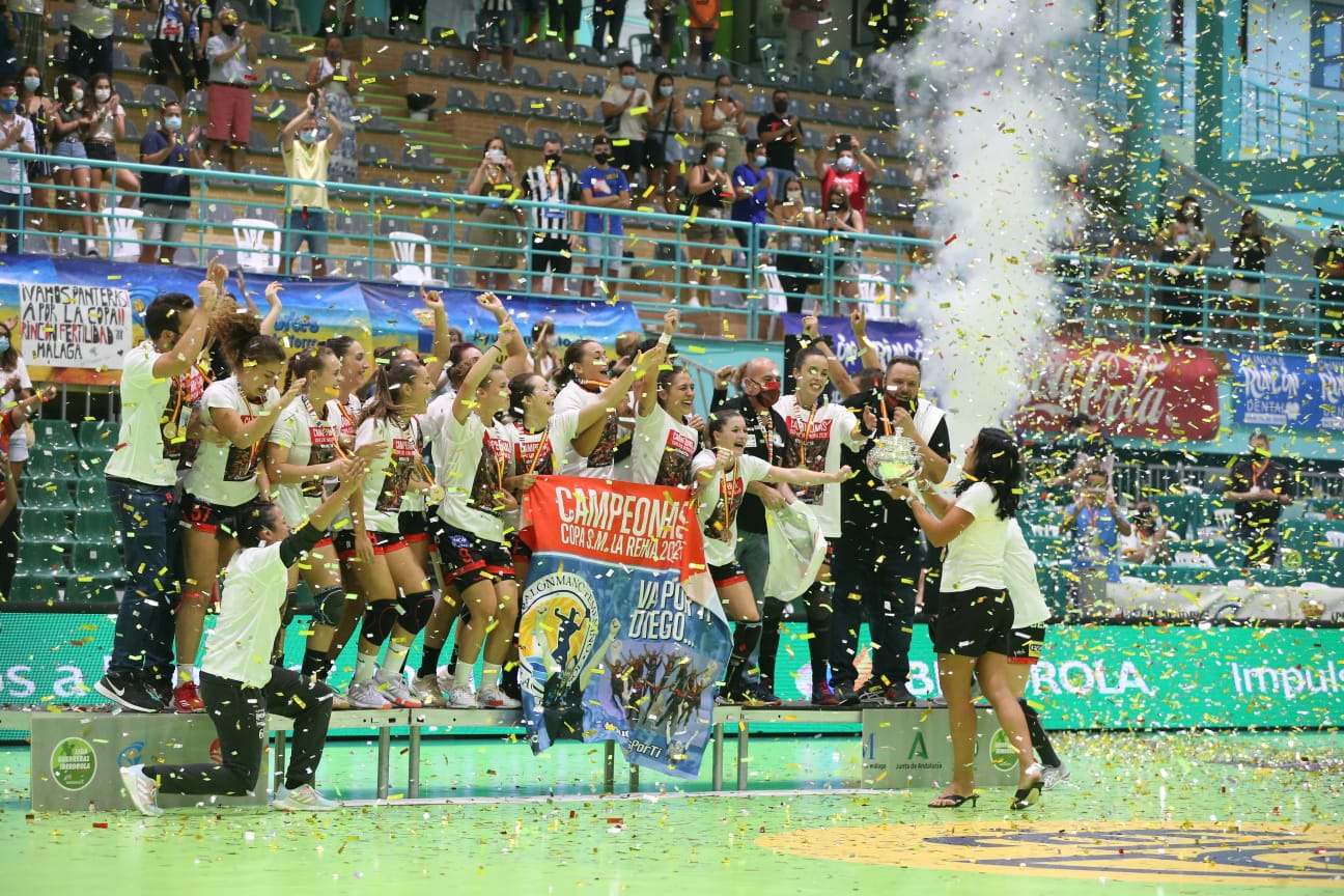 El Rincón Fertilidad se enfrentó al Balonmano Elche en Alhaurín de la Torre