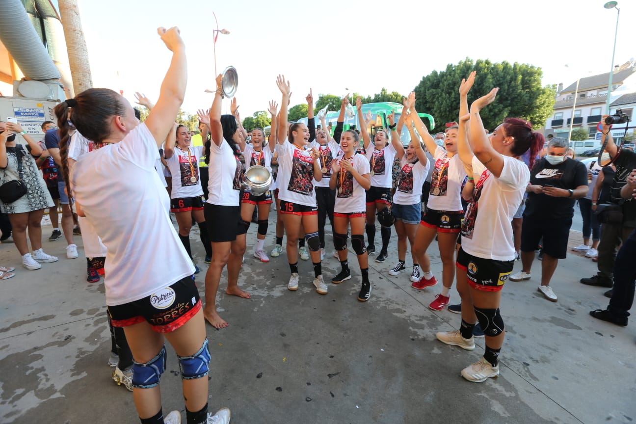 El Rincón Fertilidad se enfrentó al Balonmano Elche en Alhaurín de la Torre