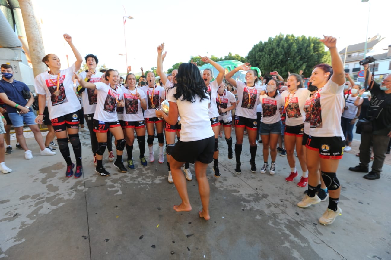 El Rincón Fertilidad se enfrentó al Balonmano Elche en Alhaurín de la Torre