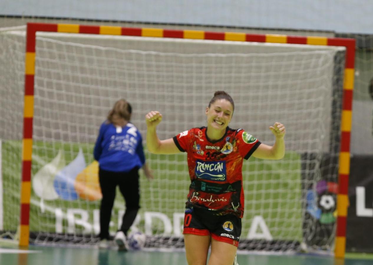 El Rincón Fertilidad se enfrentó al Balonmano Elche en Alhaurín de la Torre