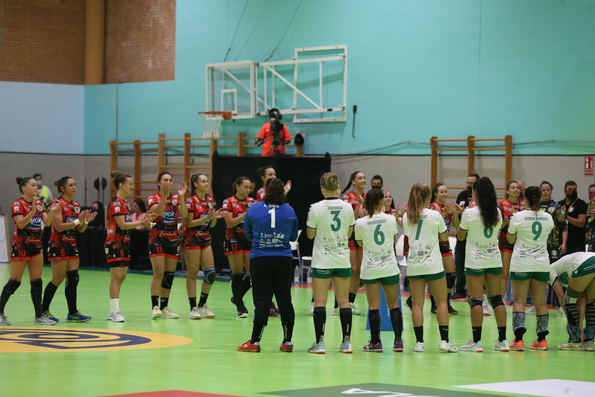El Rincón Fertilidad se enfrentó al Balonmano Elche en Alhaurín de la Torre