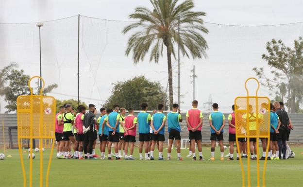 El Málaga seguirá estando sancionado por LaLiga y podrá tener un máximo de 18 profesionales