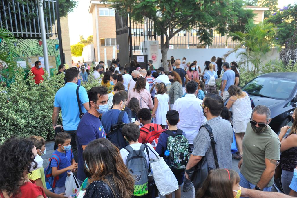 Fotos: Una vuelta al cole en Málaga marcada la incertidumbre de la pandemia