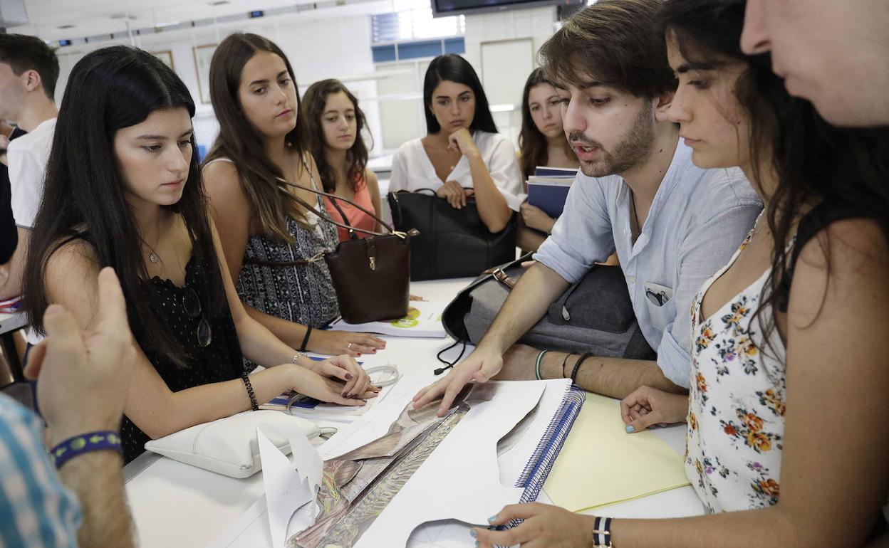 Jornada de orientación para los alumnos de primer curso de Medicina, hace dos años. 