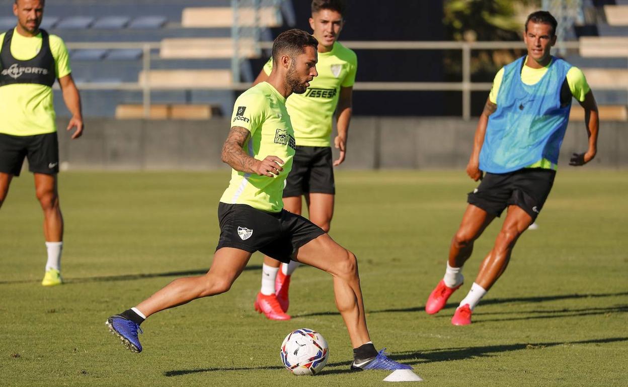 Tete, en un entrenamiento con el Málaga. 