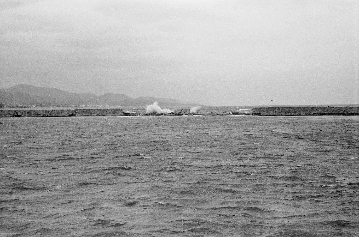 El Parque de Málaga quedó arrasado, se hundieron barcos y quedaron en la miseria cerca de un millar de habitantes de las chabolas de El Bulto, San Andrés y Pedregalejo