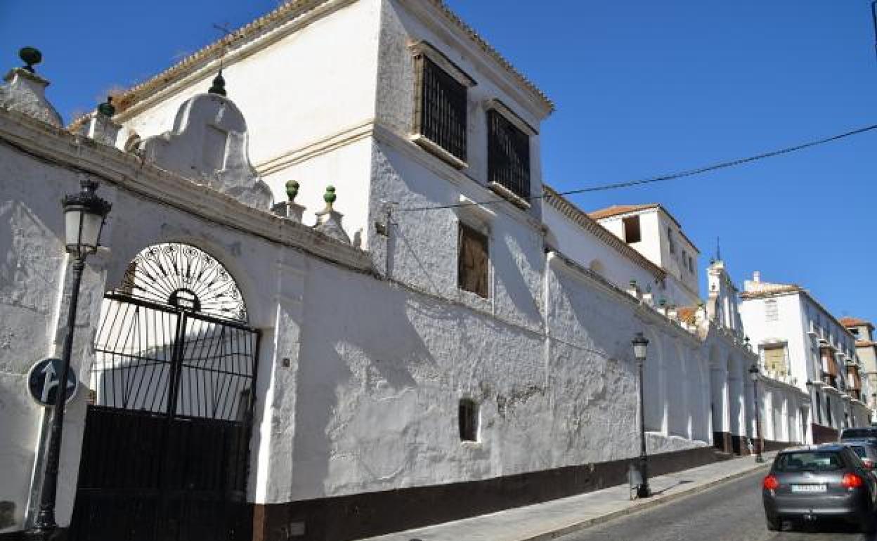 El convento de Las Claras data de mediados del siglo XVI. 