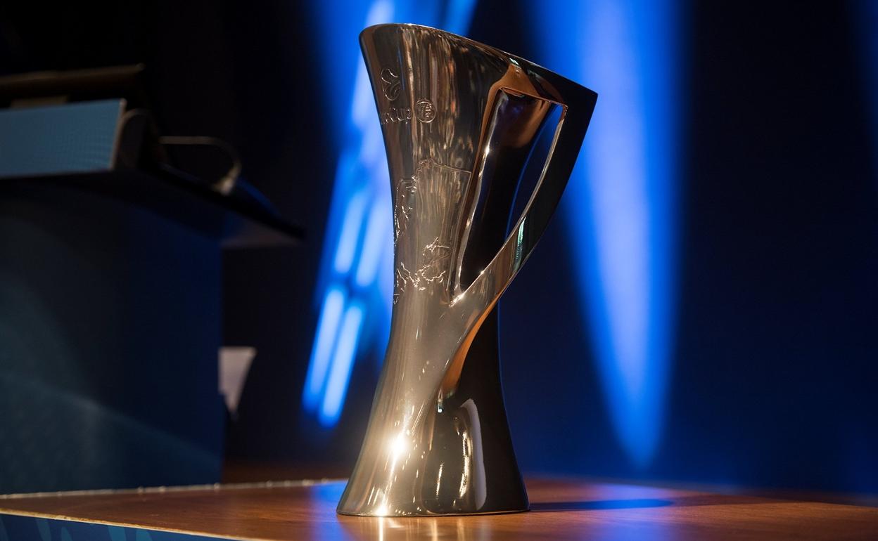 El trofeo de la Eurocup espera nuevo propietario después de la cancelación de la pasada temporada. 