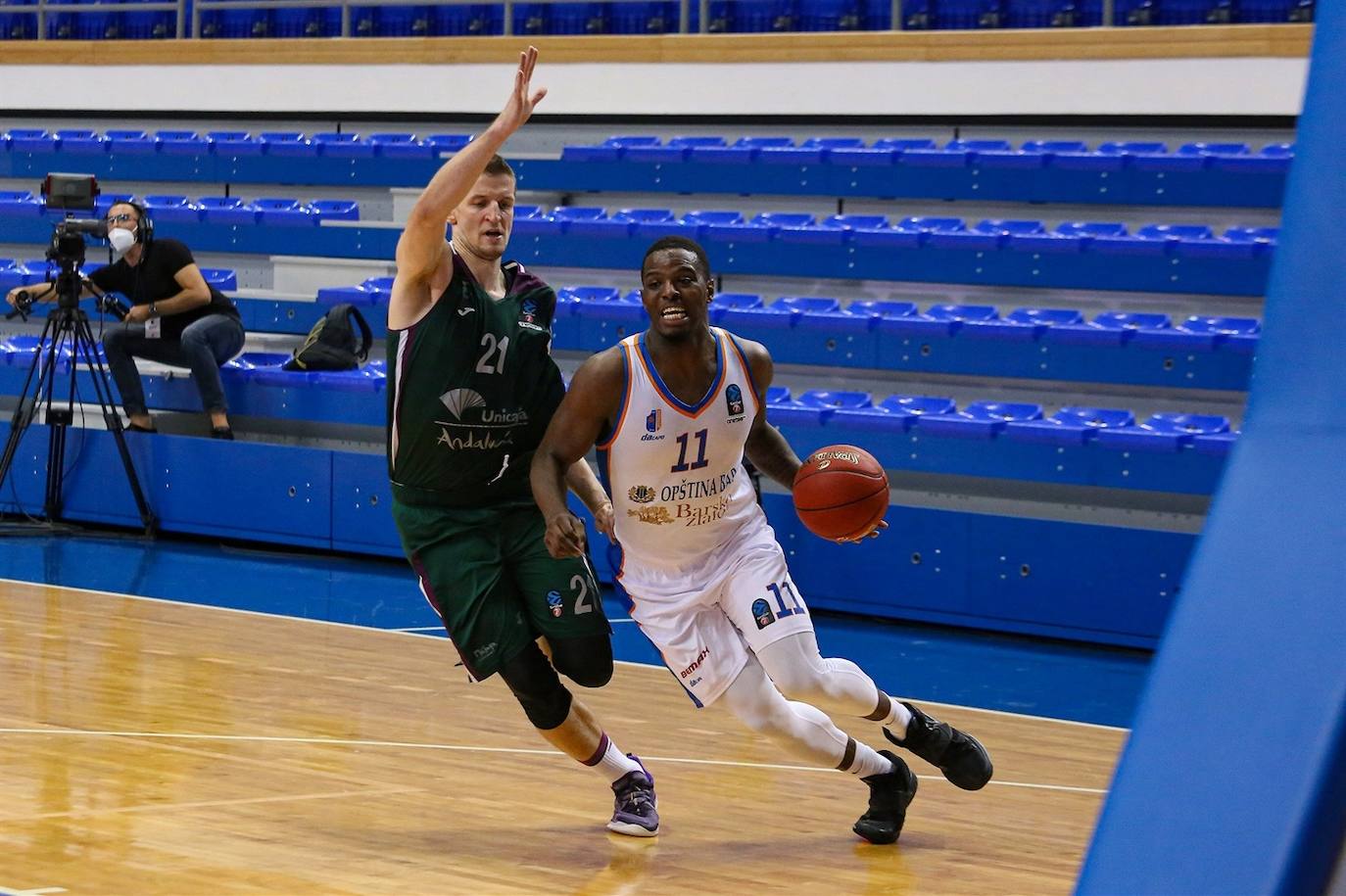 El Unicaja sufrió la primera derrota europea de la temporada