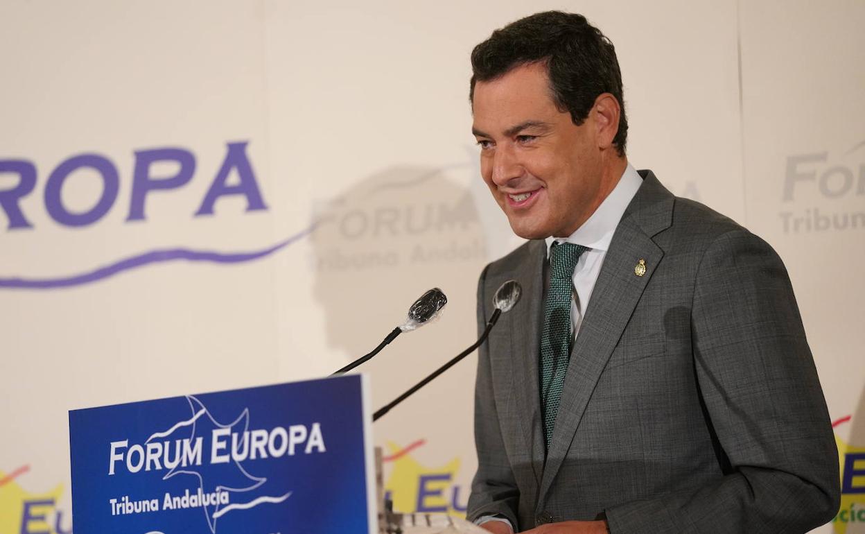 Juanma Moreno, en el 'Fórum Europa. Tribuna Andalucía'.