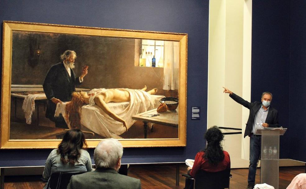 Antonio Soler, durante su charla sobre 'Anatomía del corazón' en la Aduana.