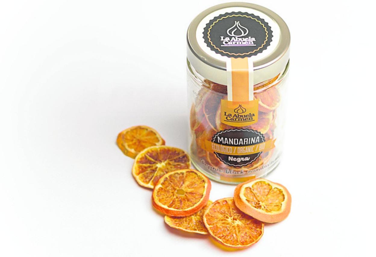 Rodajas de mandarina negra