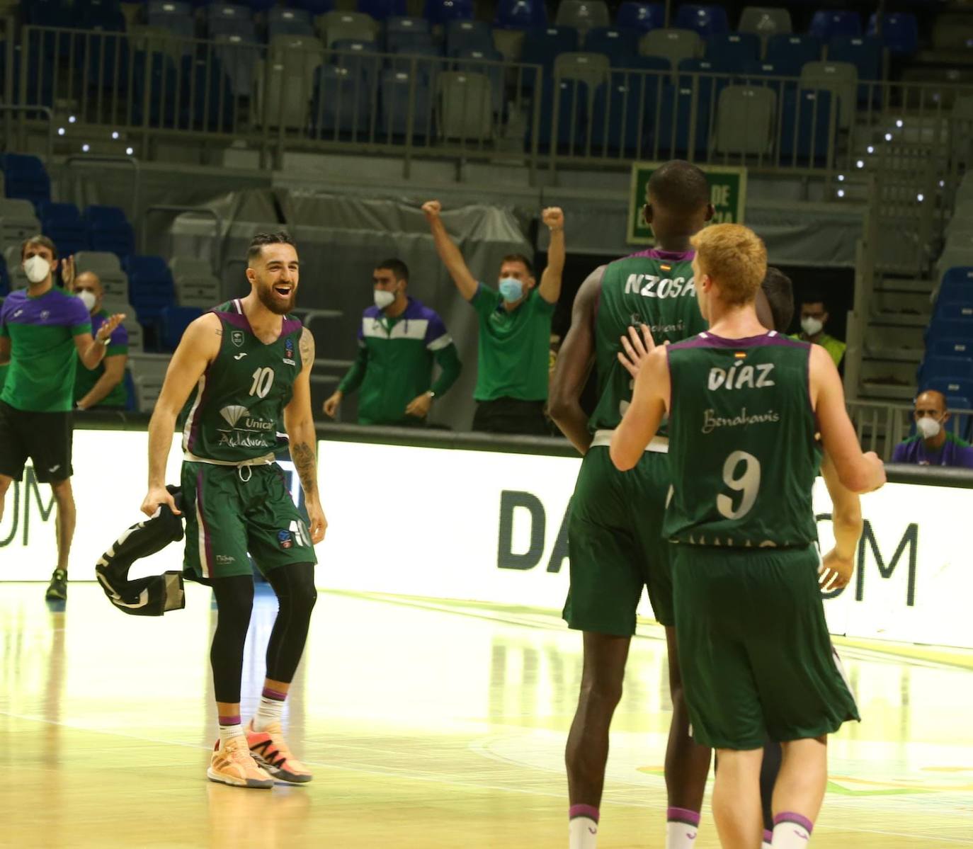 El Unicaja afrontó el encuentro con 11 profesionales 