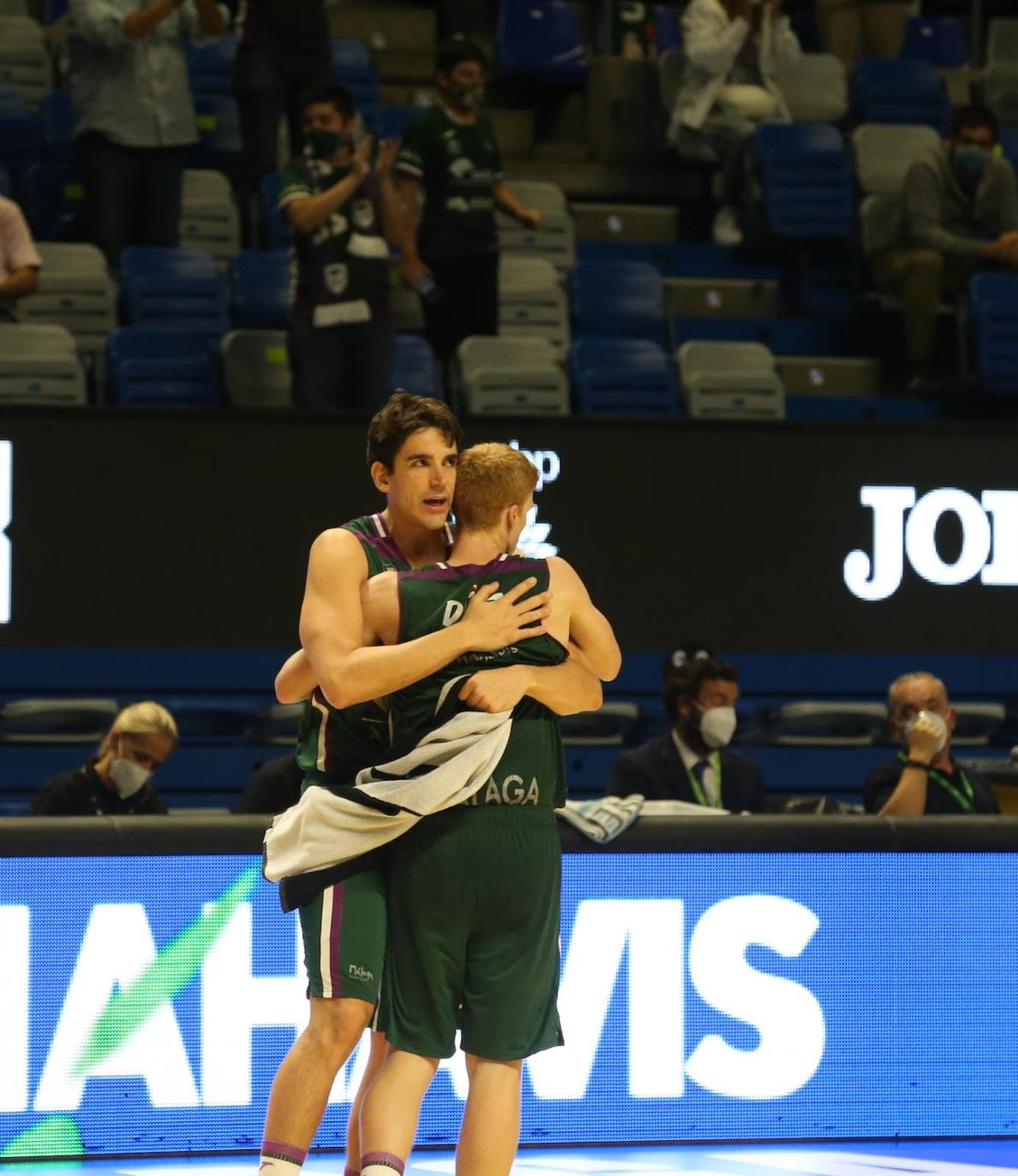 El Unicaja afrontó el encuentro con 11 profesionales 