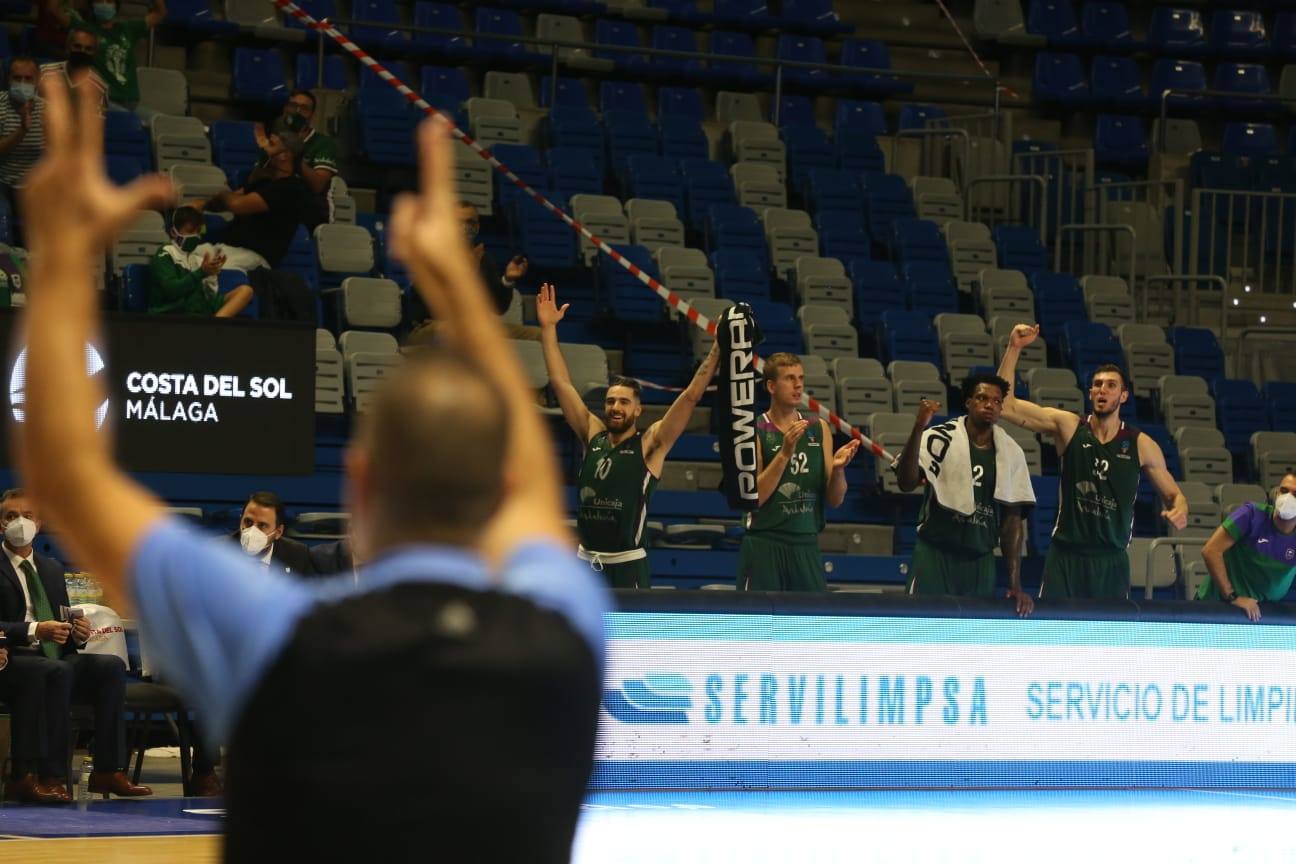 El Unicaja afrontó el encuentro con 11 profesionales 